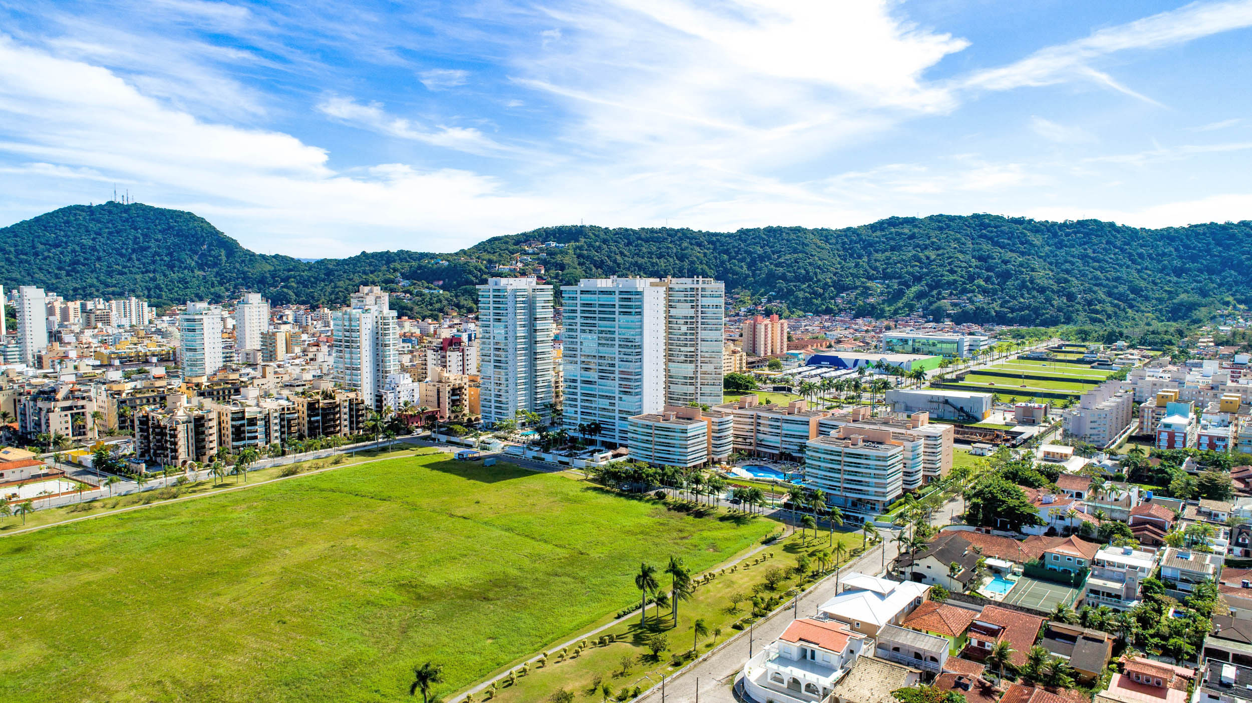 Faixada do Guarujá Central Park